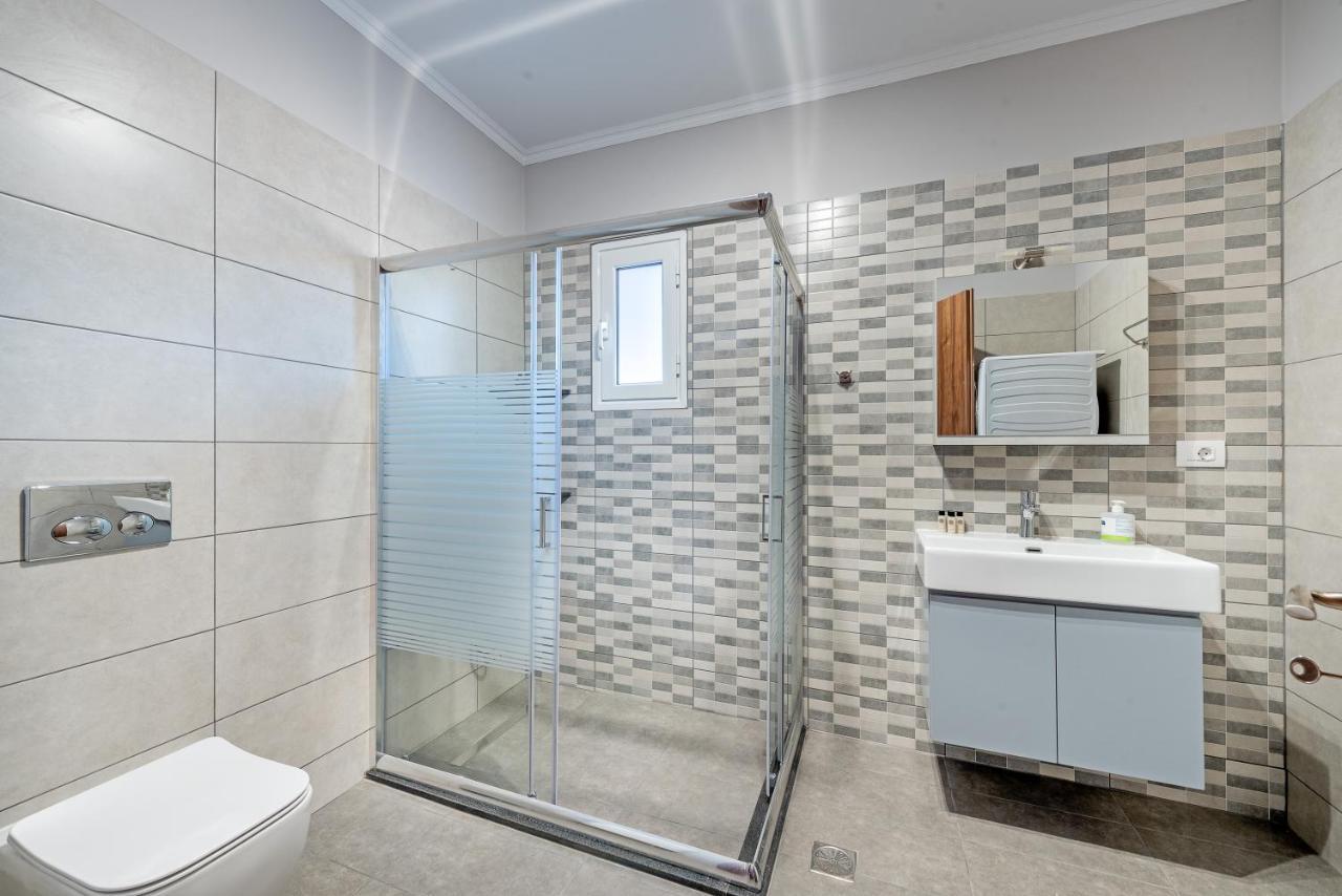 Waterway Luxury Residence-Apartment 1 Razata Екстер'єр фото